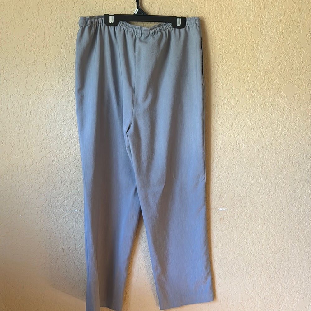Gray Pants & Jumpsuits - Picture 2 of 4